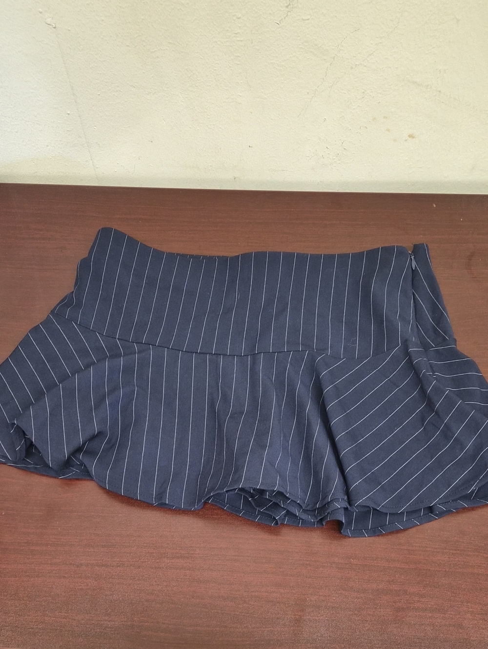 wild fable Navy Pinstripe Ruffle Skort Size M